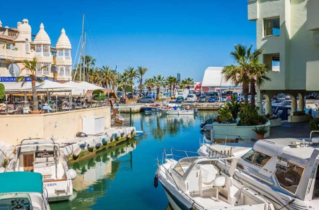 Puerto Marina Apartment Benalmadena Luaran gambar